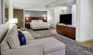 dream accommodations honolulu Rainbow Tower