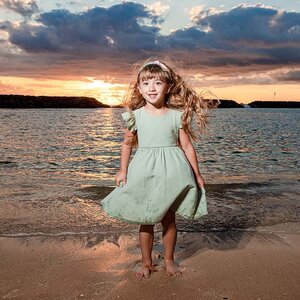 product photographers in honolulu Lightness Photography