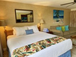 cottages handicapped honolulu Diamond Head Beach Hotel & Residences