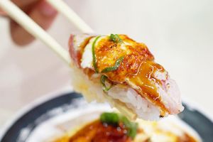 sushi restaurants take away honolulu Genki Sushi